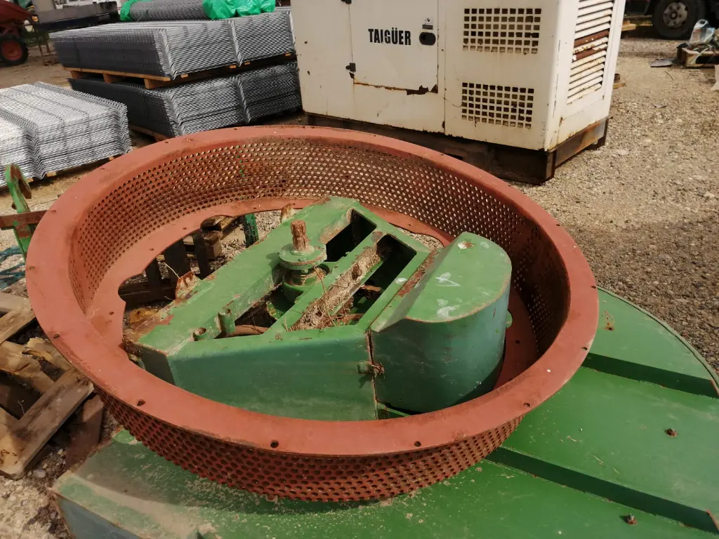 MOLINO PARA COMPOST (3).webp