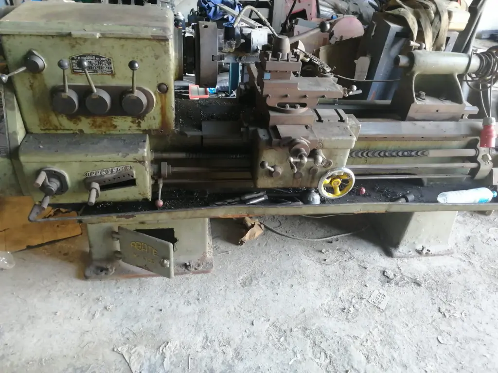 TORNO PARA METALES (4).webp
