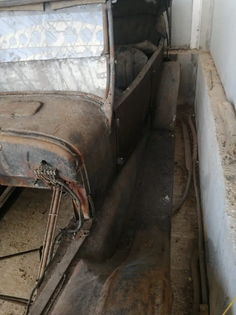 COCHE FORD-T (6).webp