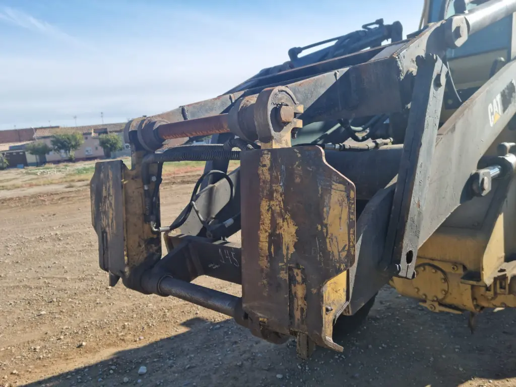 PALA CARGADORA CATERPILLAR ITE 12 (7).webp