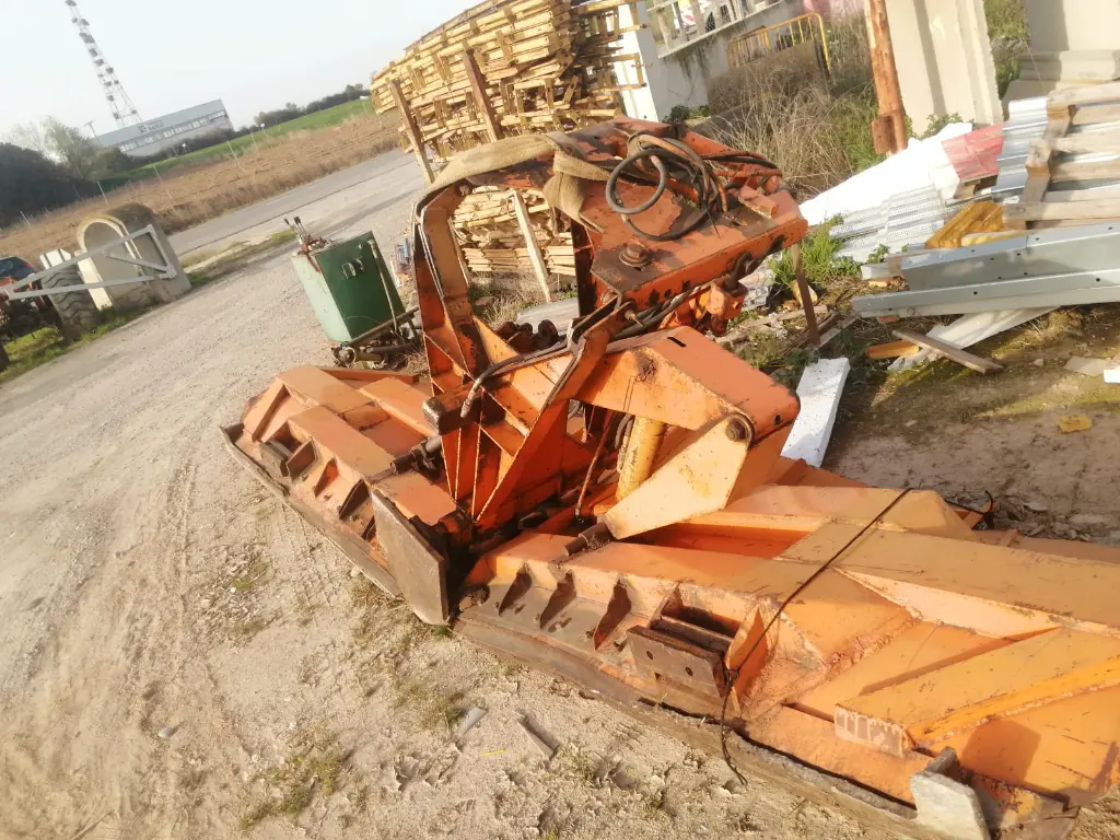 CUCHILLA PARA NIEVE (2).webp