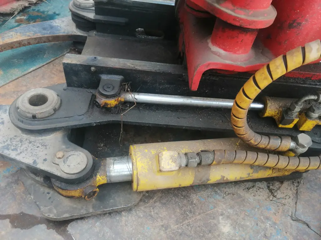 PINZA PARA CORTAR ARBOLES (5).webp