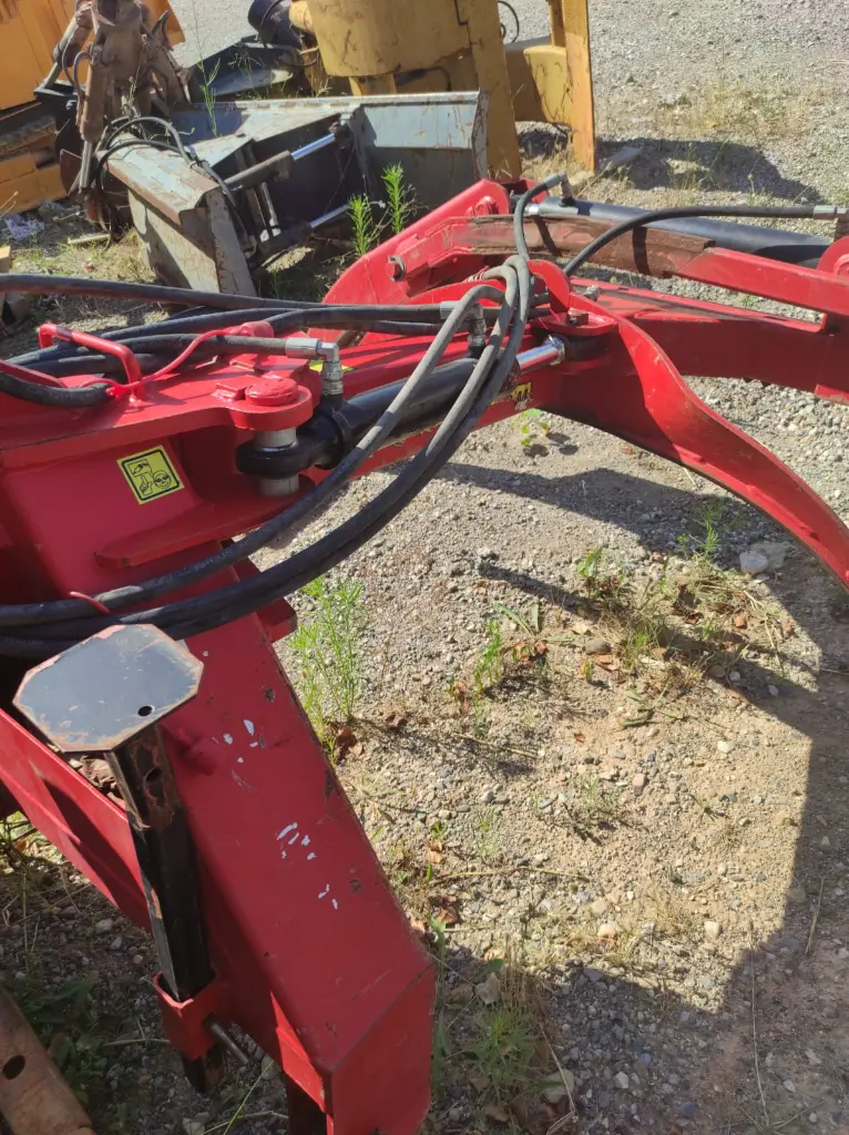 APERO TRACTOR PINZA-GRAPA (9).webp