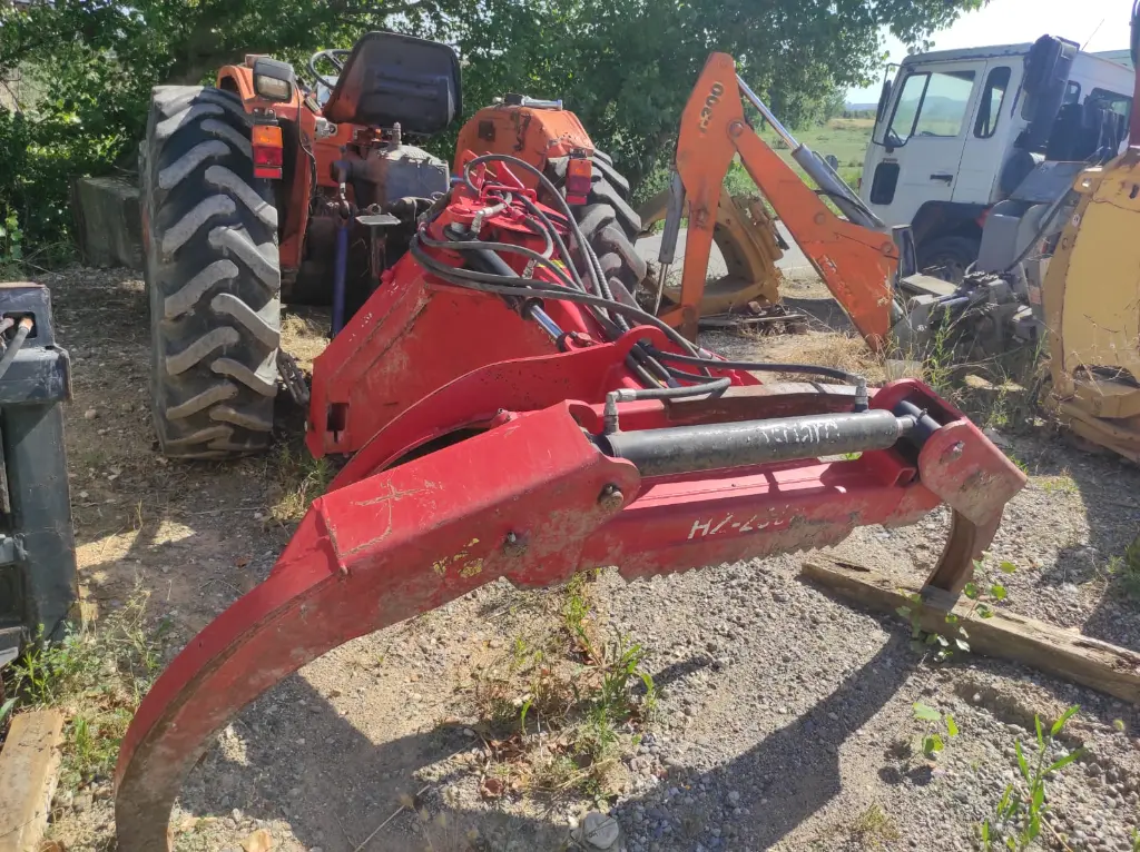 APERO TRACTOR PINZA-GRAPA (5).webp