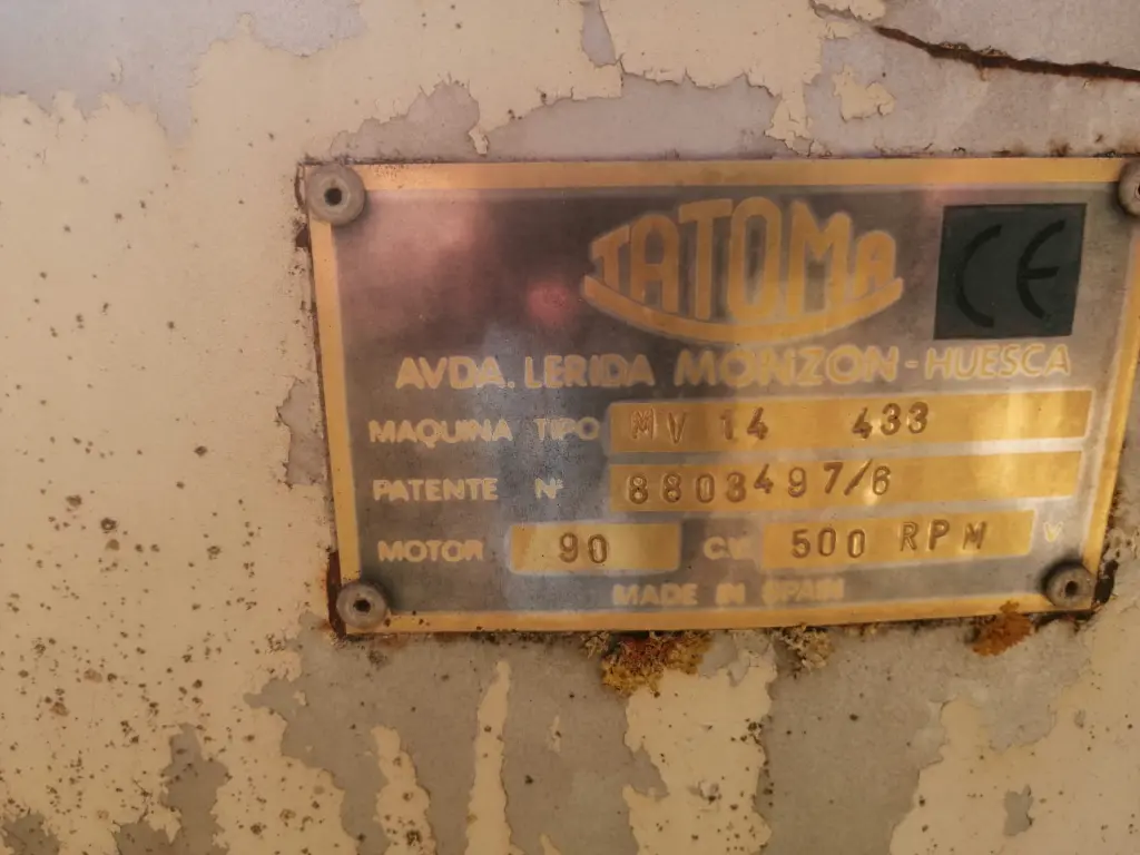 REMOLQUE MEZCLADOR (3).webp