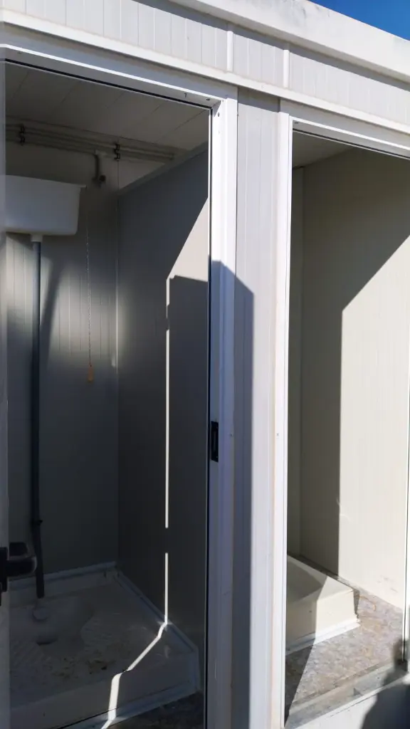 CASETA BAÑO (5).webp