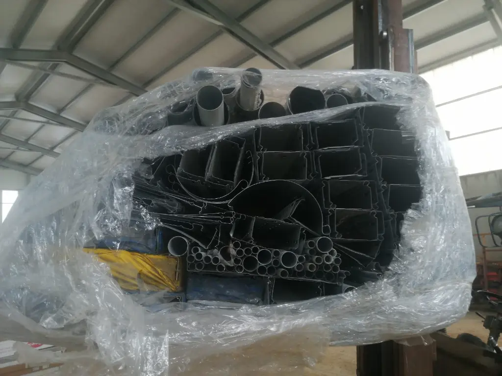 LOTE MATERIAL ELECTRICO (6).webp