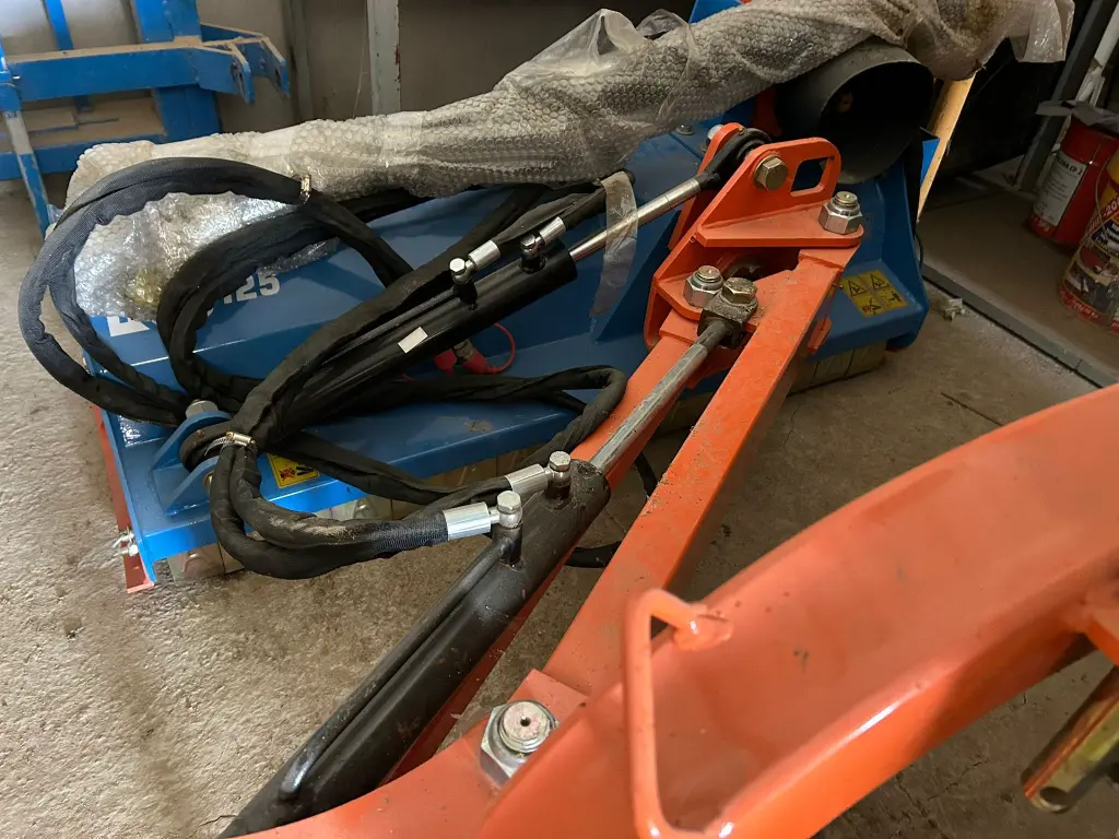 PICADORA DE BRAZO (1).webp