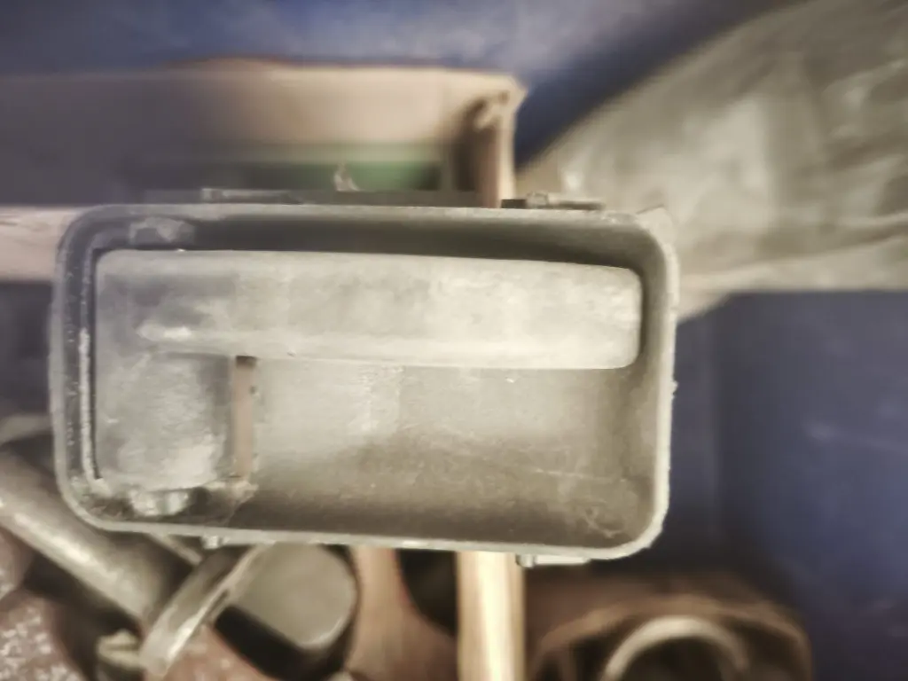 MATERIAL DE CARROCERO DE CAMIONES (6).webp