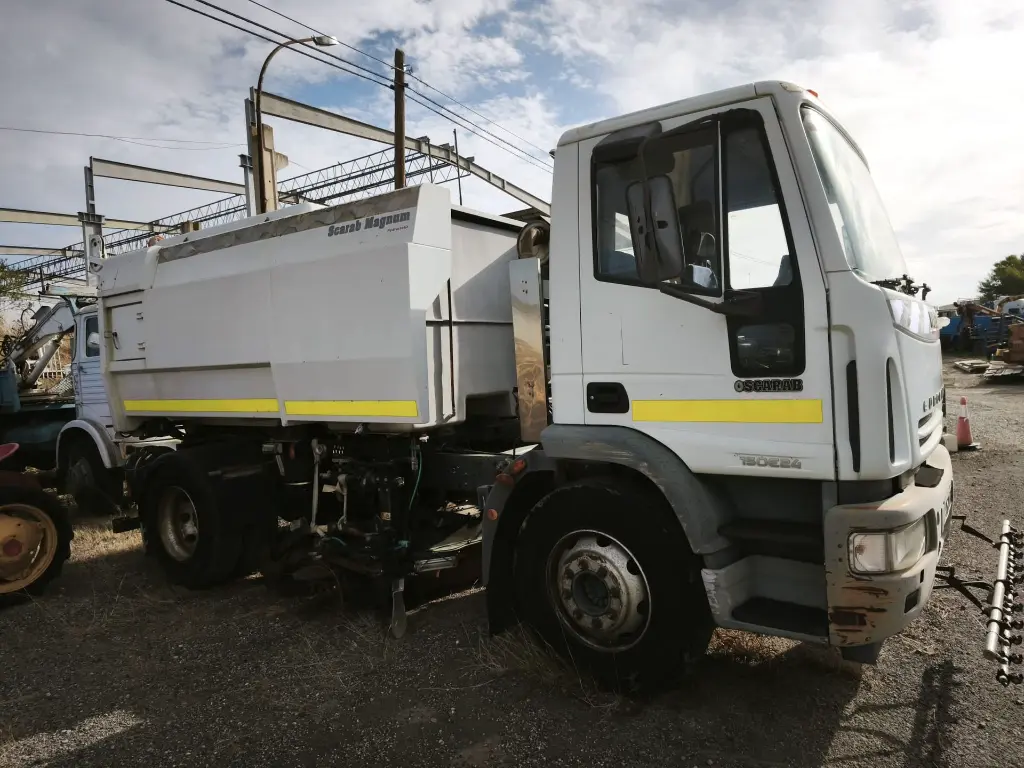 CAMION IVECO HIDROESTATICO (6).webp