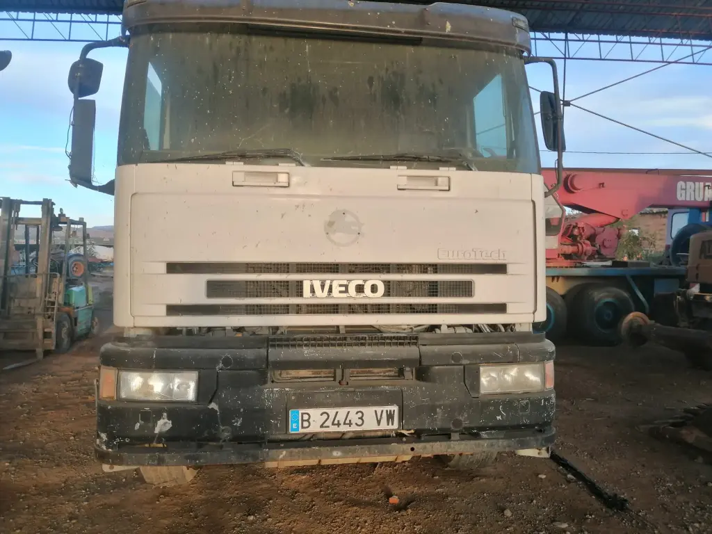 190 - IVECO CABEZA TRACTORA