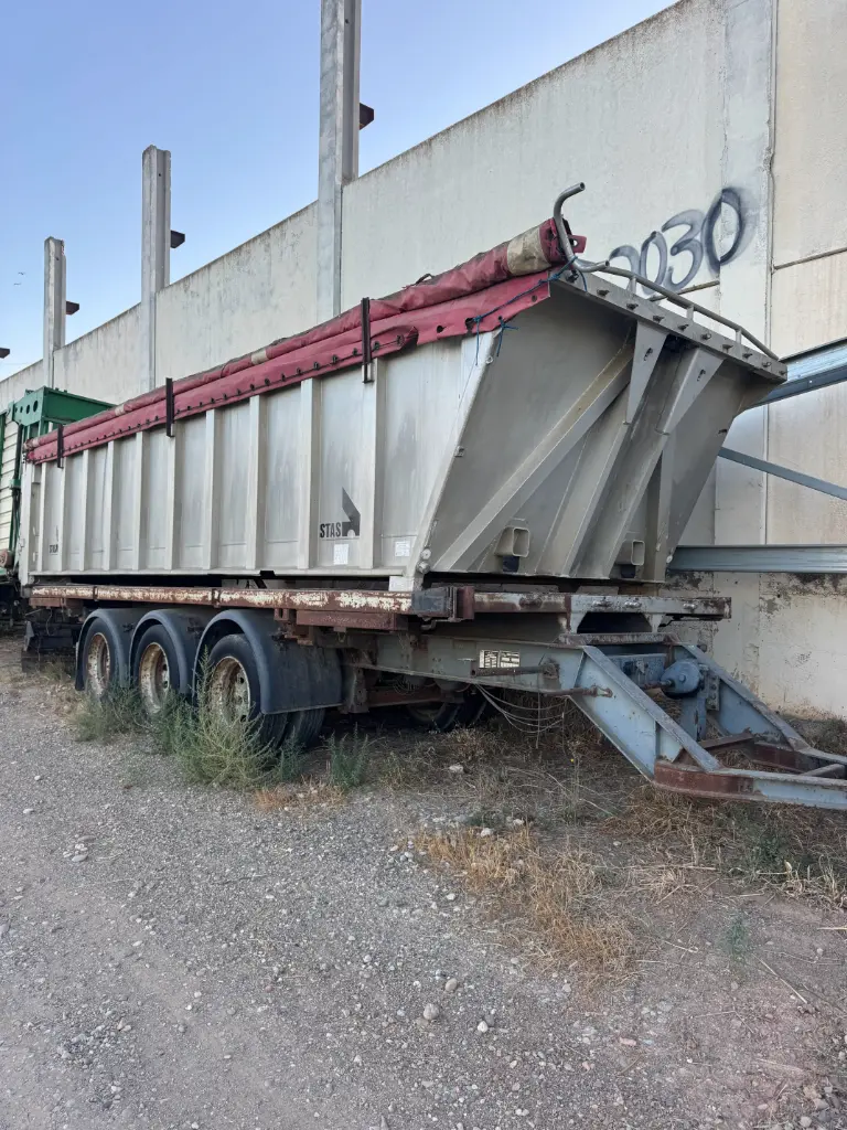 S61 - REMOLQUE 3 EJES 